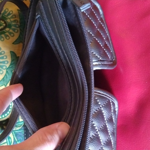 Chaps gunmetal shoulder bag - Picture 5 of 5